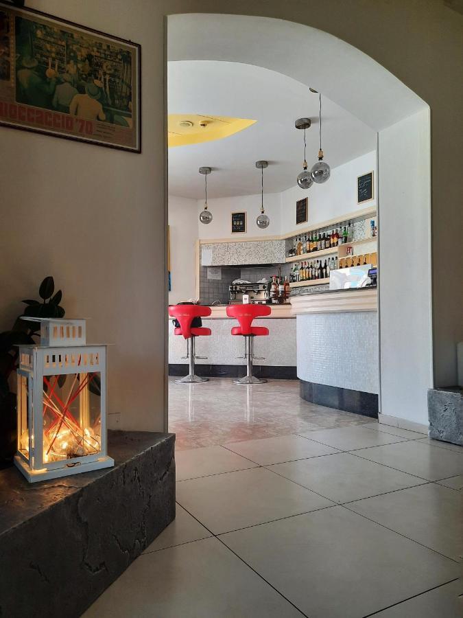 Hotel La Dolce Vita Римини Екстериор снимка